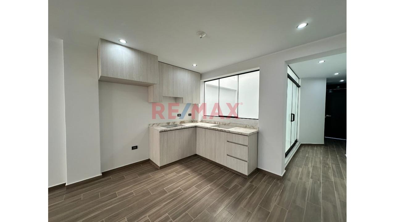 Venta De Duplex En Estreno En J.L.B.Y R. - 2