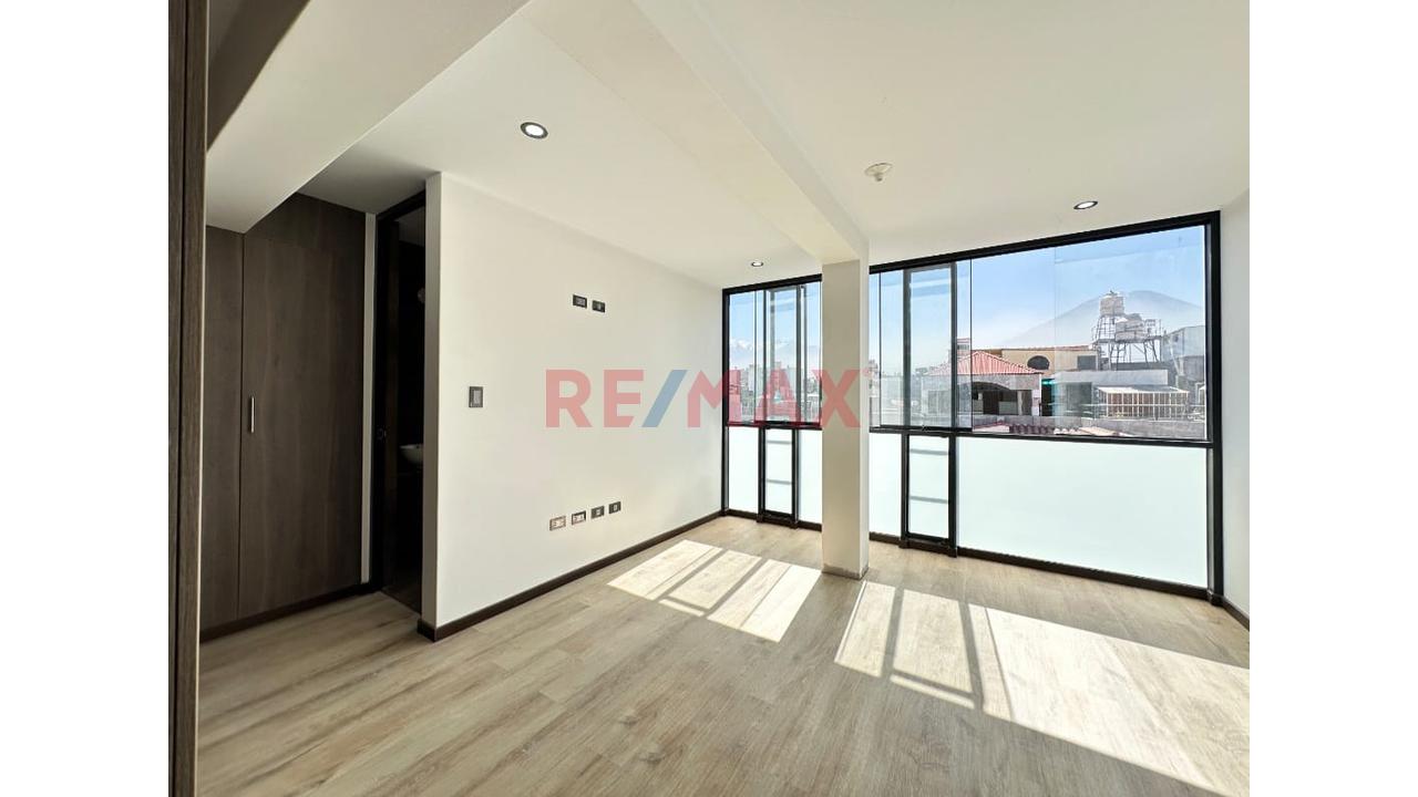 Venta De Duplex En Estreno En J.L.B.Y R. - 3