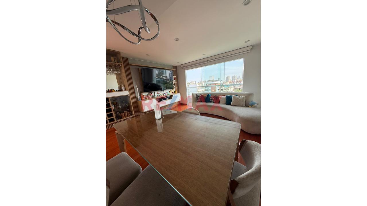 Dúplex Frente A Parque En La Calera – 186 M² – 3 Dormitorios Con Baño – Terraza - 11