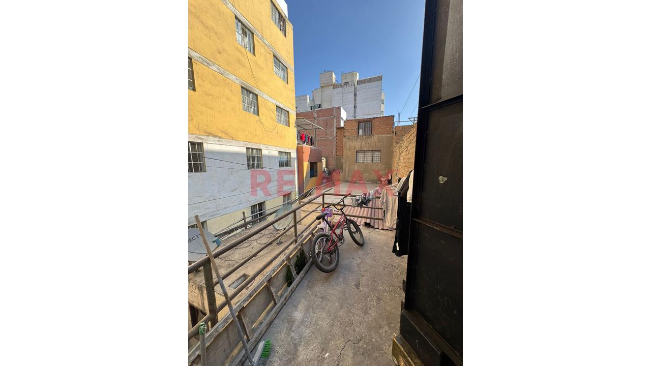 Casa Como Terreno En Venta. Comercial Y Residencial - 9