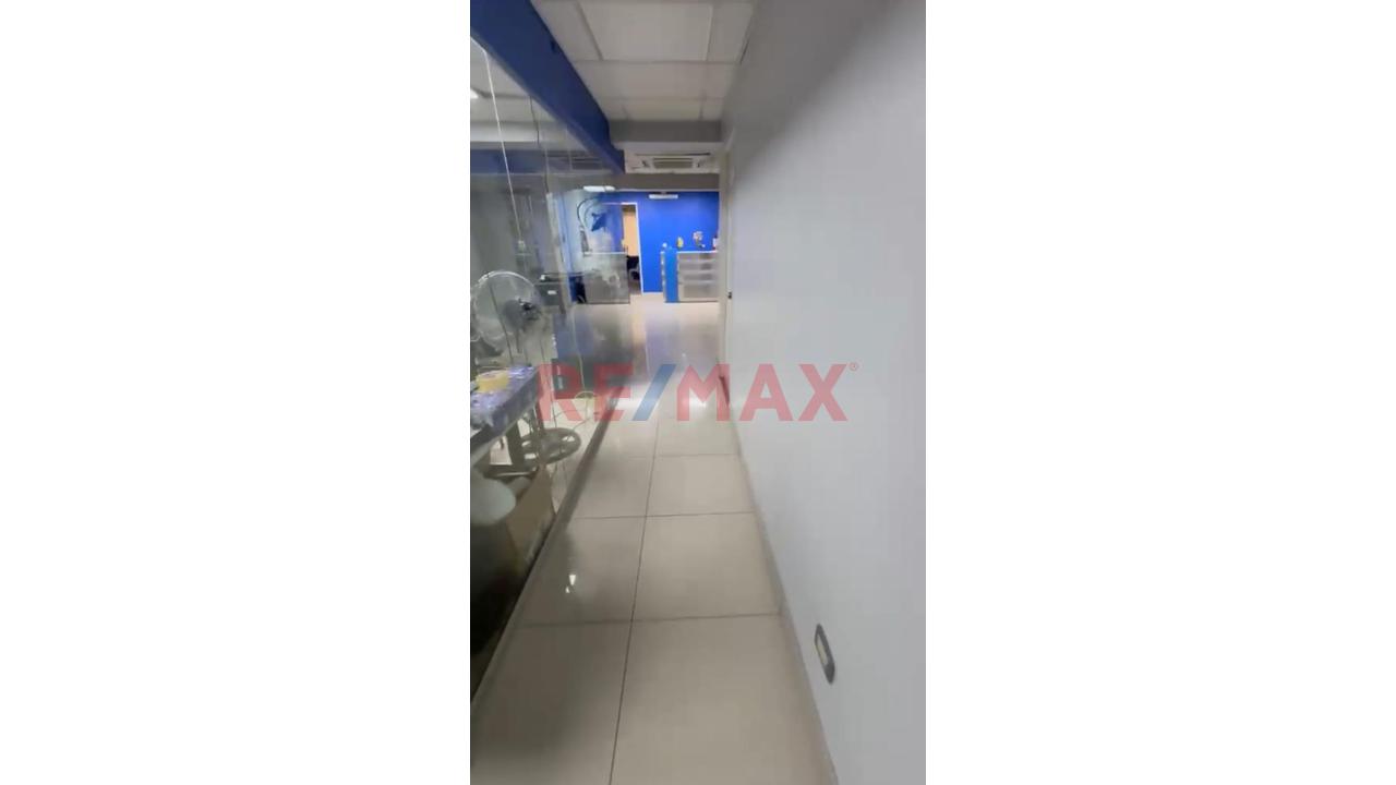 Venta Casa 150 Mts En Ate En Avenida Principal — foto 13