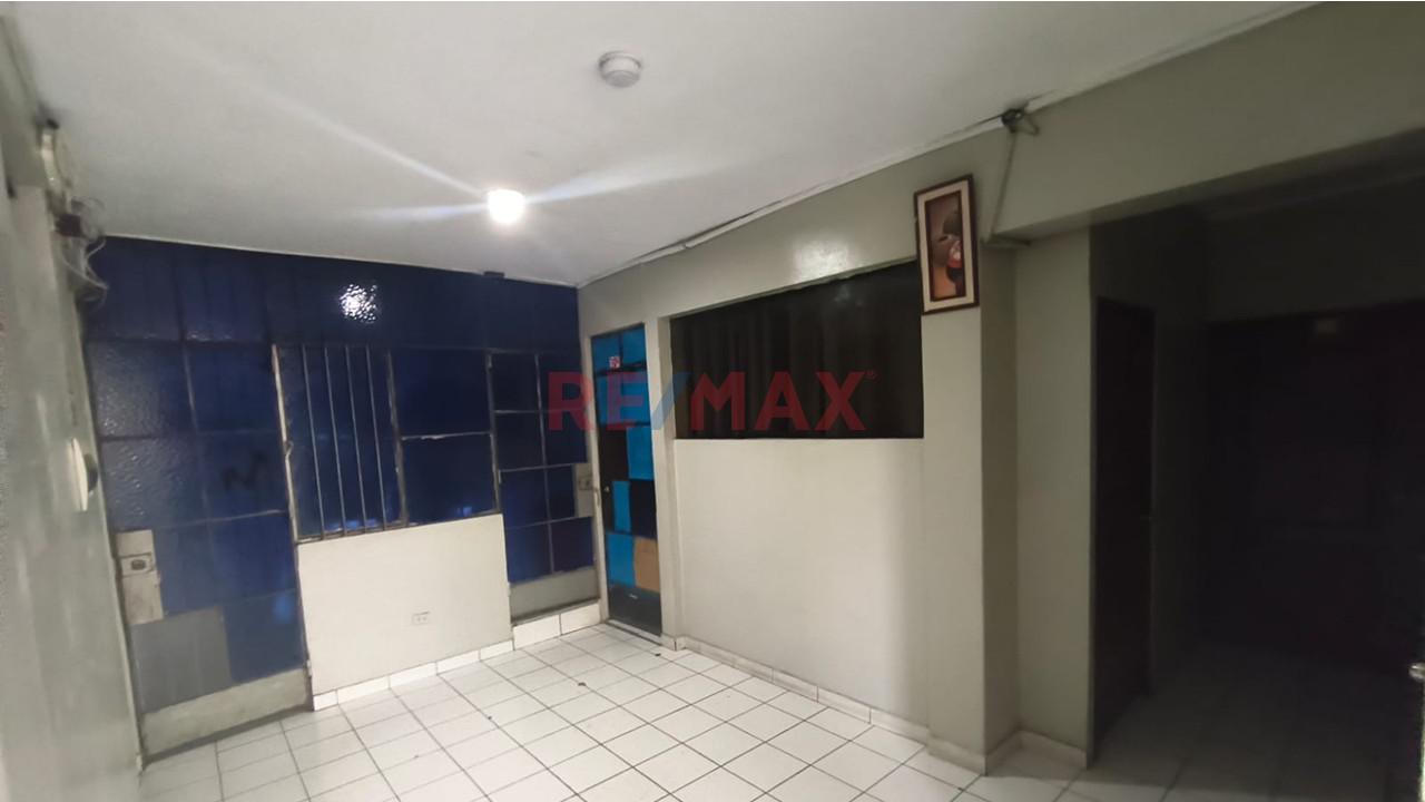 Venta Edificio Comercial Para Inversion En Sjm 5 Pisos A 1 Cuadra Av. Los Heroes - 9