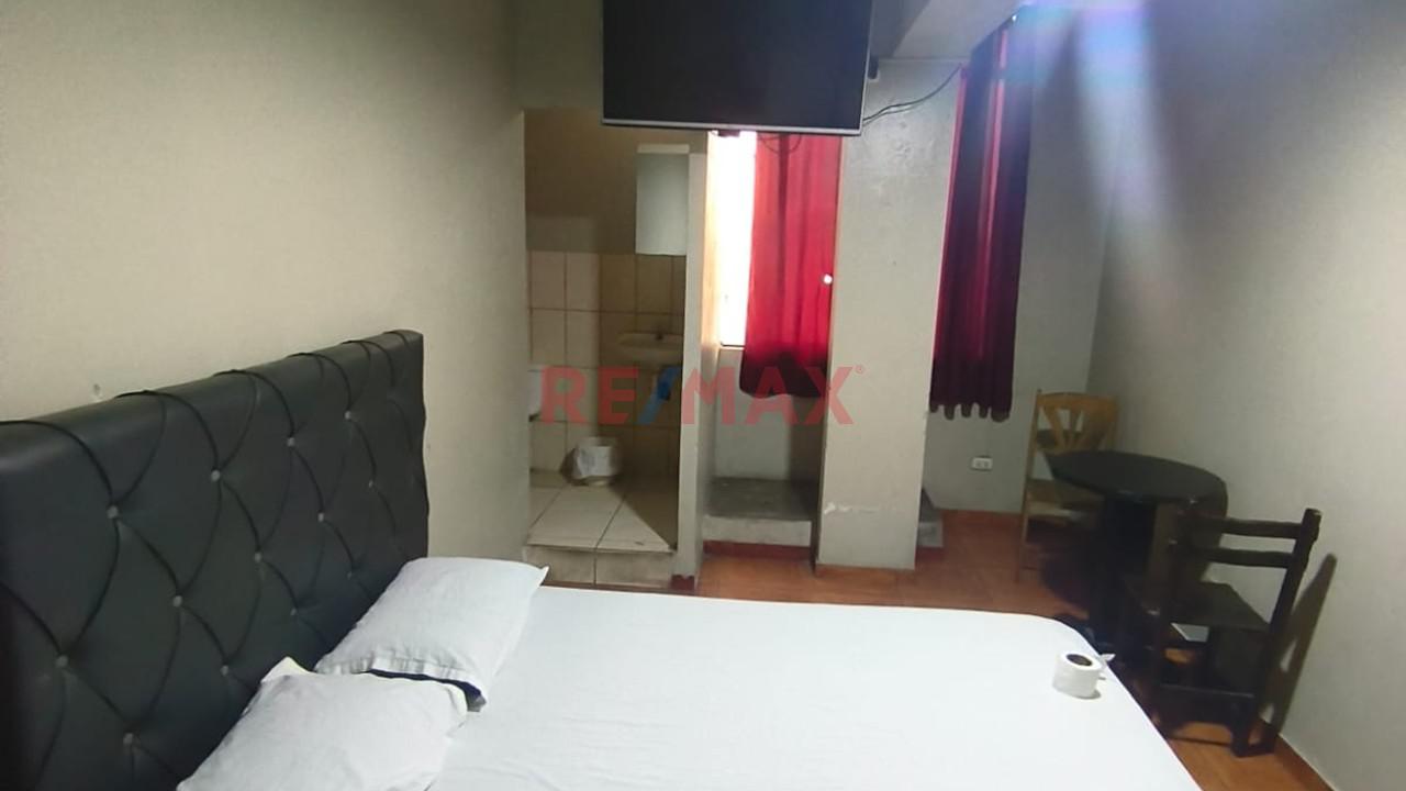 Venta Edificio Comercial Para Inversion En Sjm 5 Pisos A 1 Cuadra Av. Los Heroes - 10
