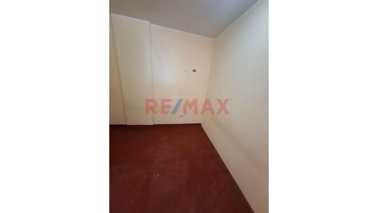 Local comercial en Alquiler ubicado en Jose Luis Bustamante Y Rivero Local comercial en Alquiler ubicado en Jose Luis Bustamante Y Rivero
