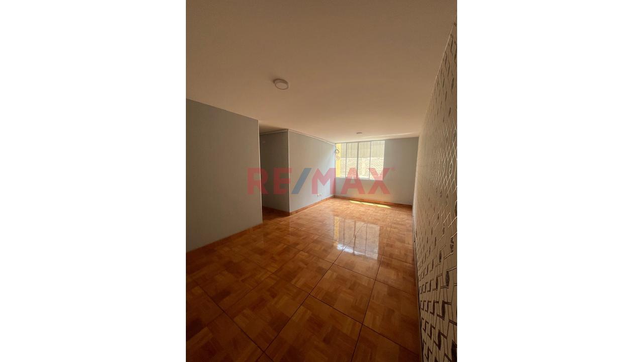 Se Alquila Departamento En Condominio Torres De Santa Clara - 4