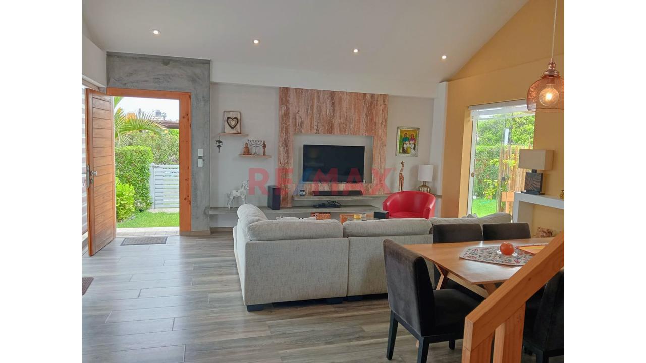 Venta De Casa En Condominio Privado Solimar Lurin — foto 2