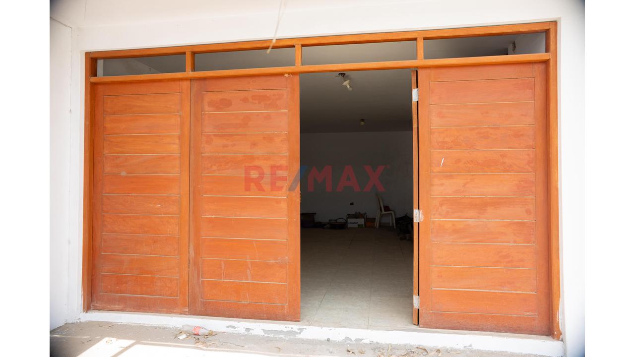 Terreno Industrial Con Excelente Ubicación En Venta - 8