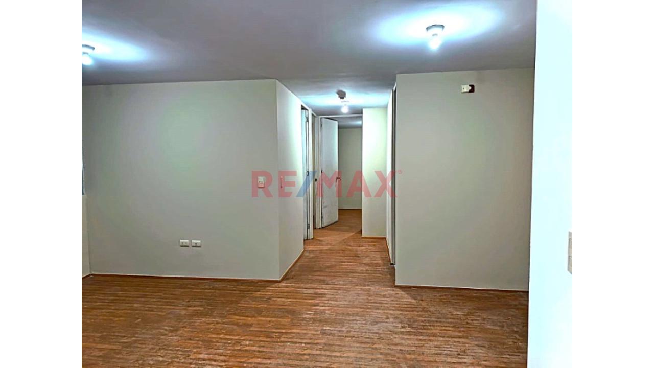 Alquiler De Departamento 3 Habitaciones, Condominio Los Girasoles, Comas - 6