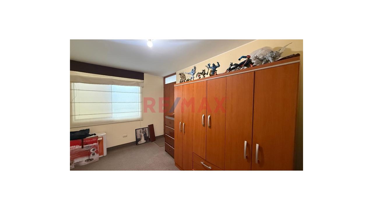 Se Vende Hermosa Casa - Urb. Sta. Leonor- Chorrillos - 3