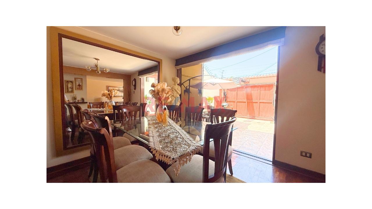 Se Vende Hermosa Casa - Urb. Sta. Leonor- Chorrillos - 14