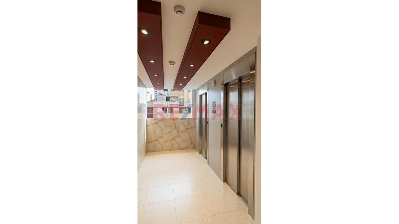 Departamento Duplex De 4 Dormitorios En Condominio Seguro - 3