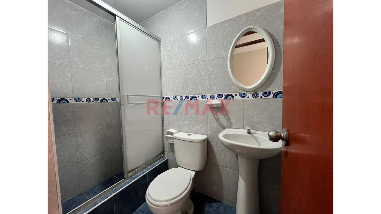 Se Vende 2 Dptos De 2 Dorm + Azotea Fte Al Colegio Politecnico De Comas - 11