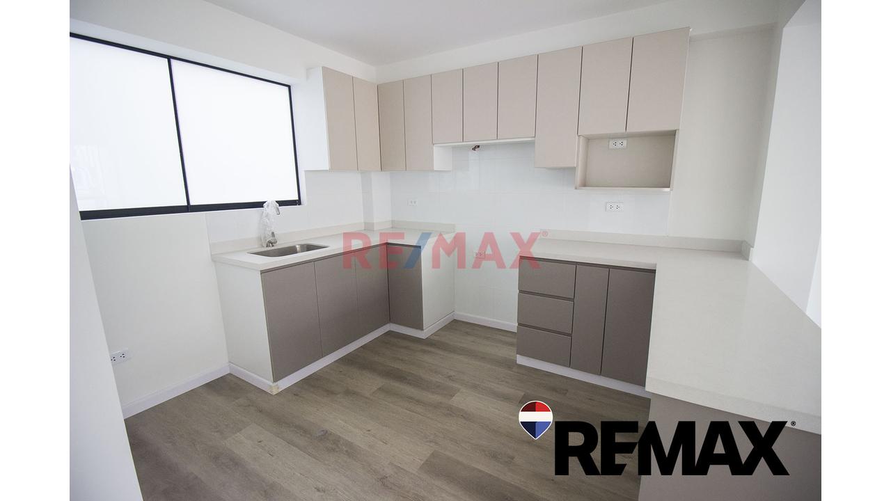 Se Vende Amplio Y Moderno Departamento En San Juan De Miraflores — foto 2
