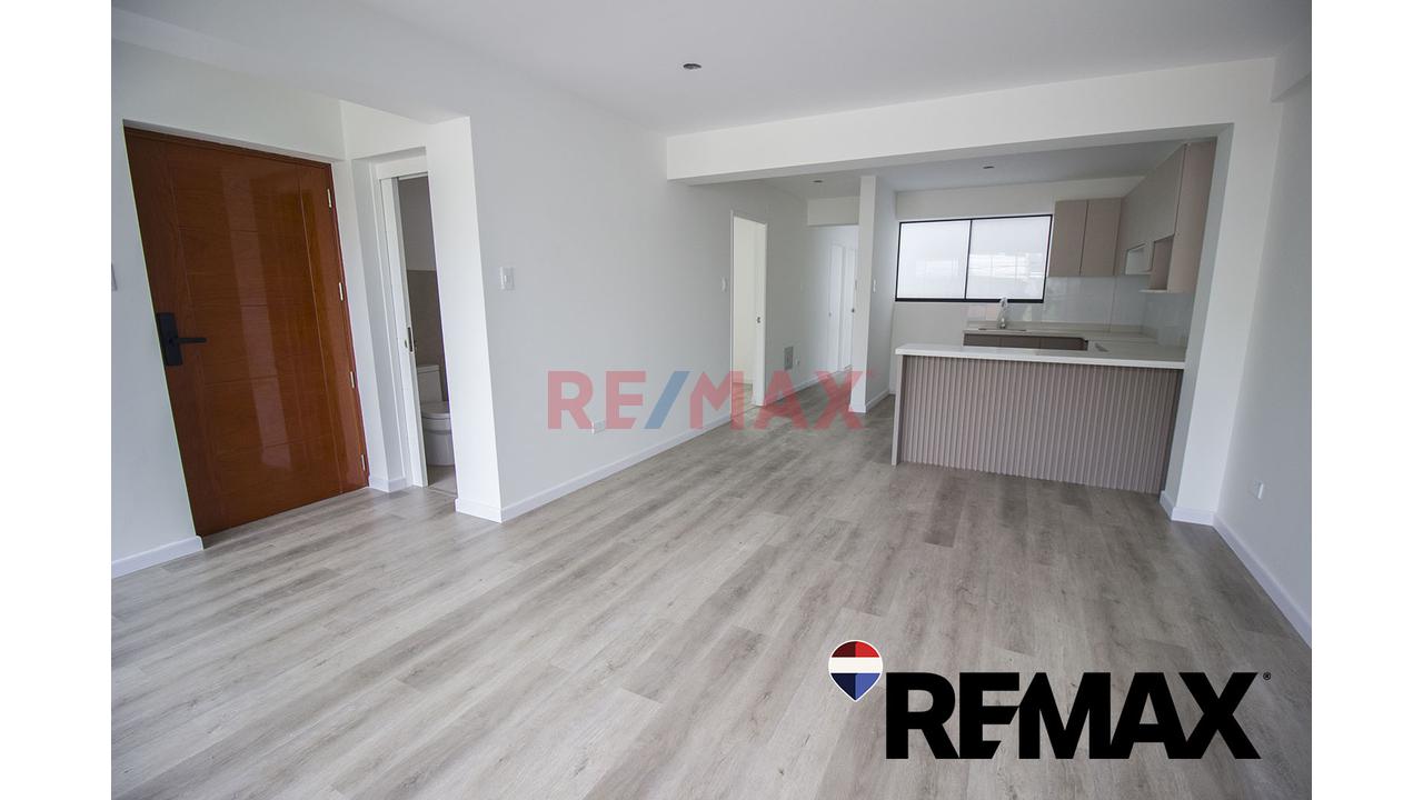 Se Vende Amplio Y Moderno Departamento En San Juan De Miraflores — foto 9