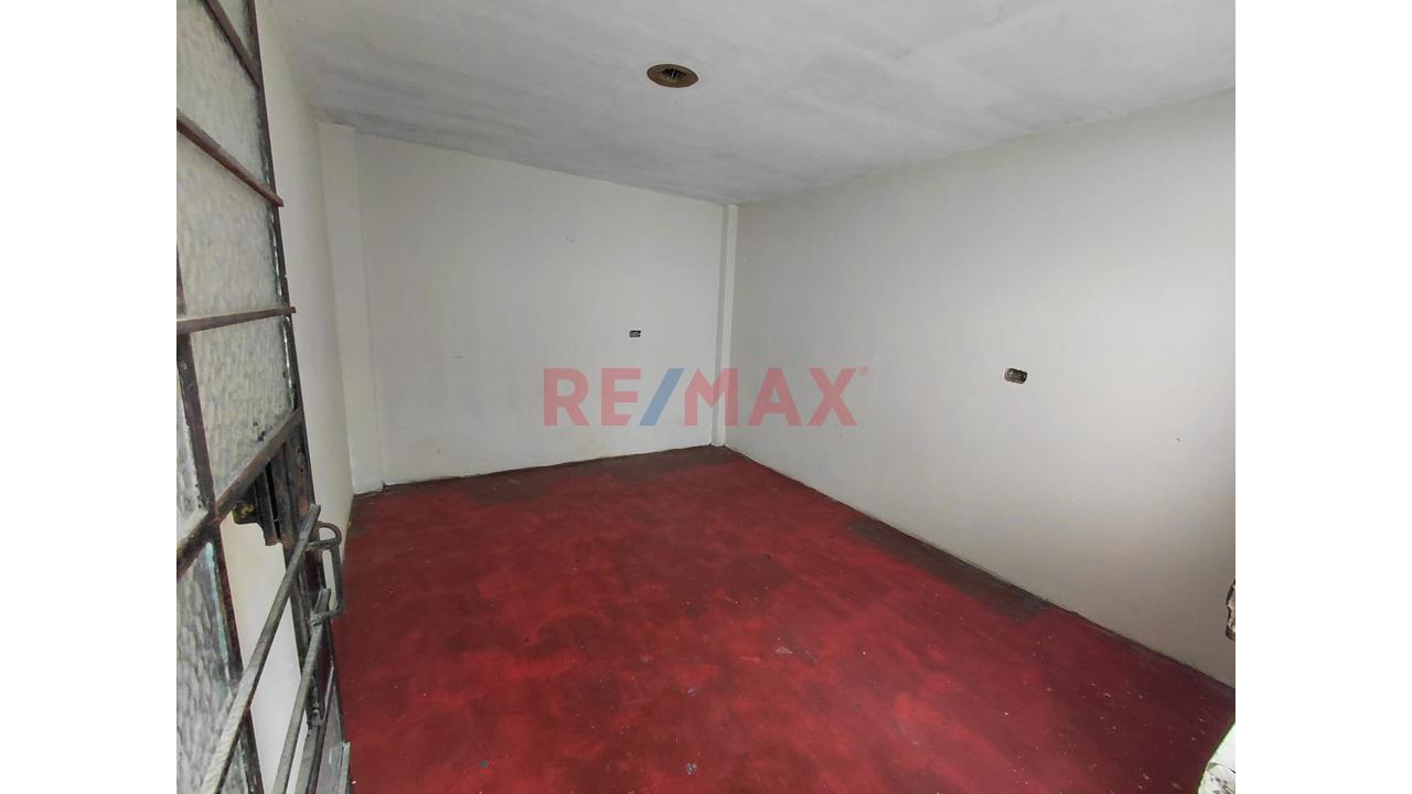 Vendo Casa Como Terreno En La Victoria - 10