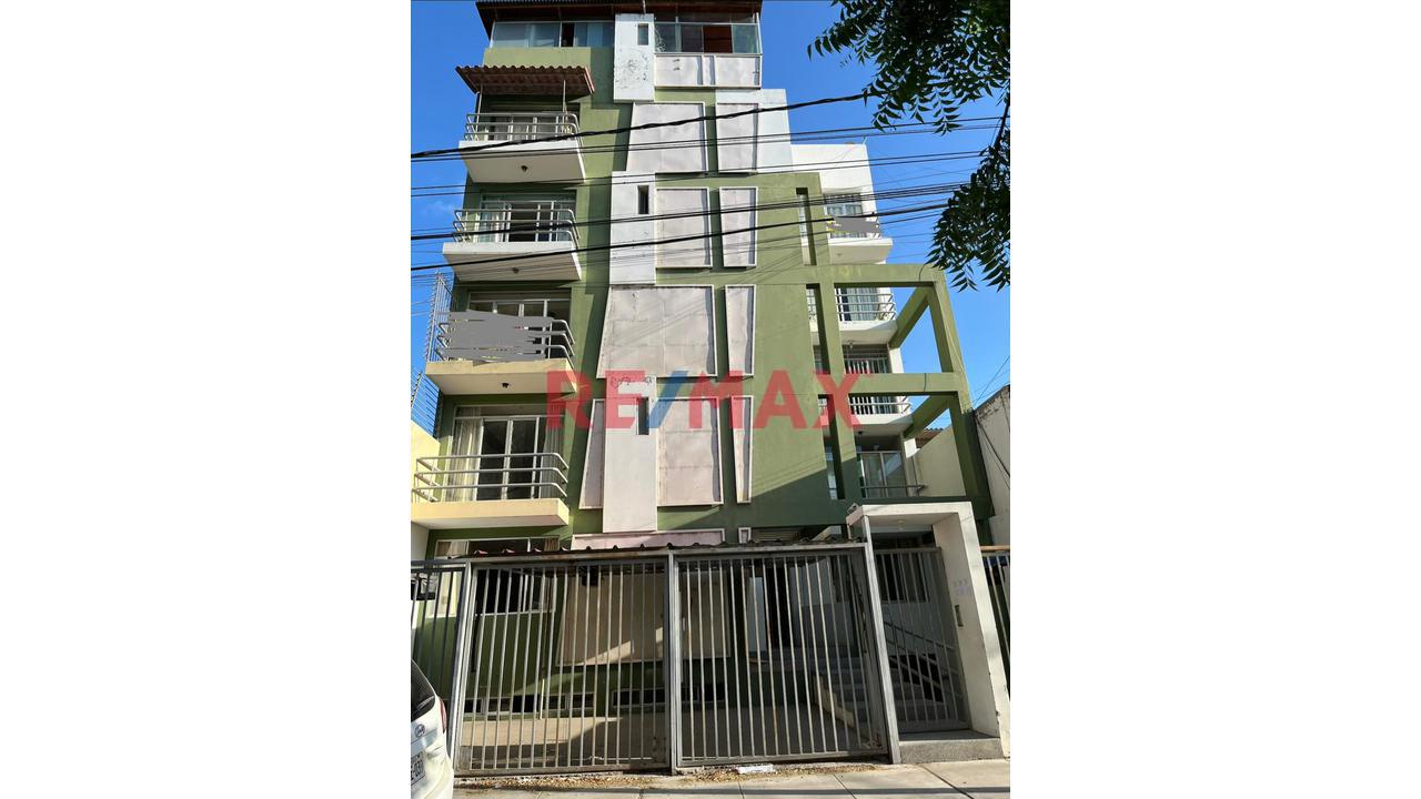 Departamento En Venta En Los Juncos Urb. Miraflores