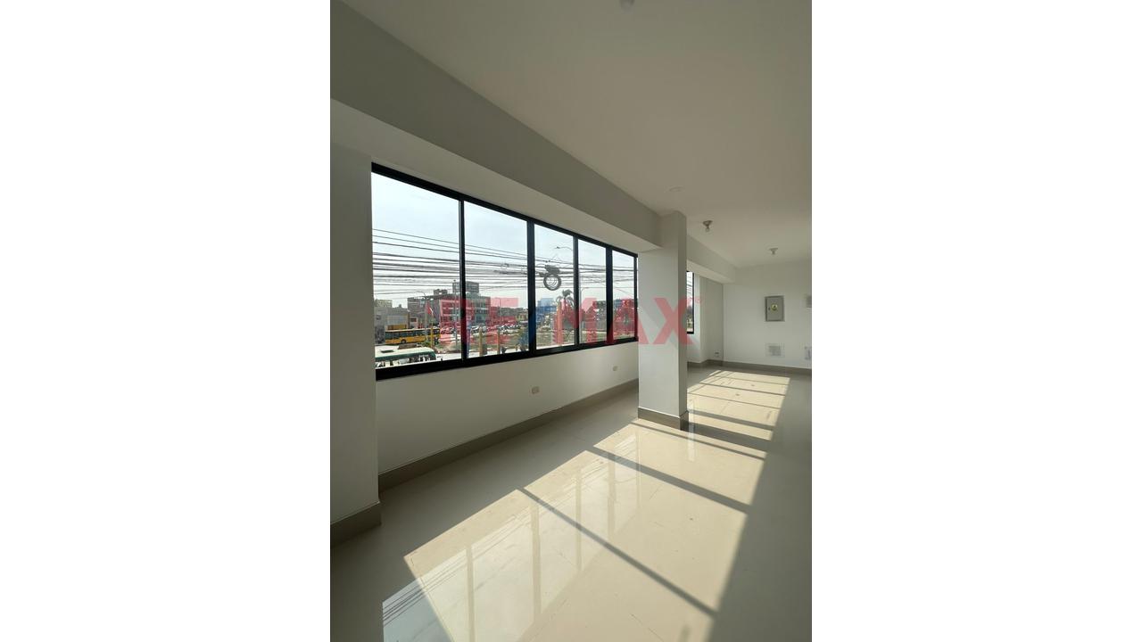 Locales En Alquiler Av. Universitaria - Estacion Chimpu Ocllo, Carabayllo - 18