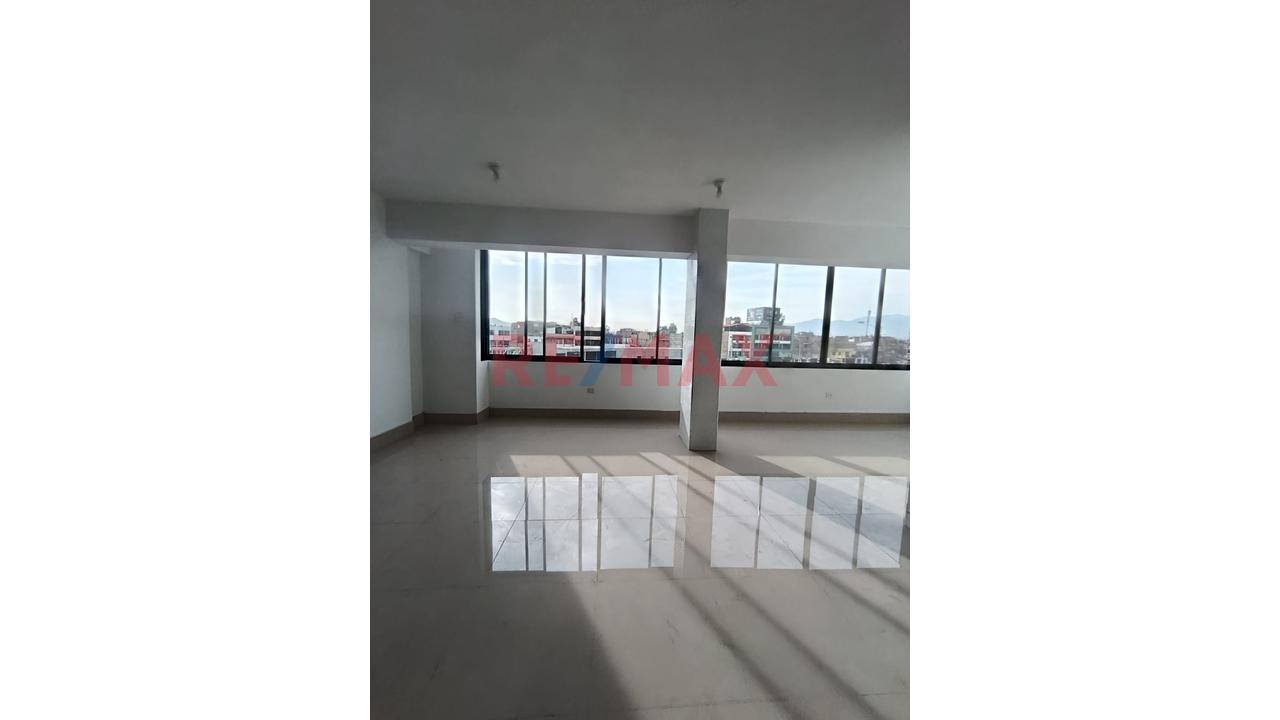 Locales En Alquiler Av. Universitaria - Estacion Chimpu Ocllo, Carabayllo - 13