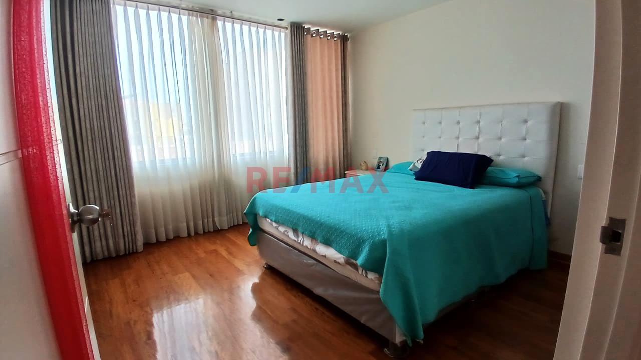 Se Vende Casa Frente A Parque En Urb Soliluz - 12