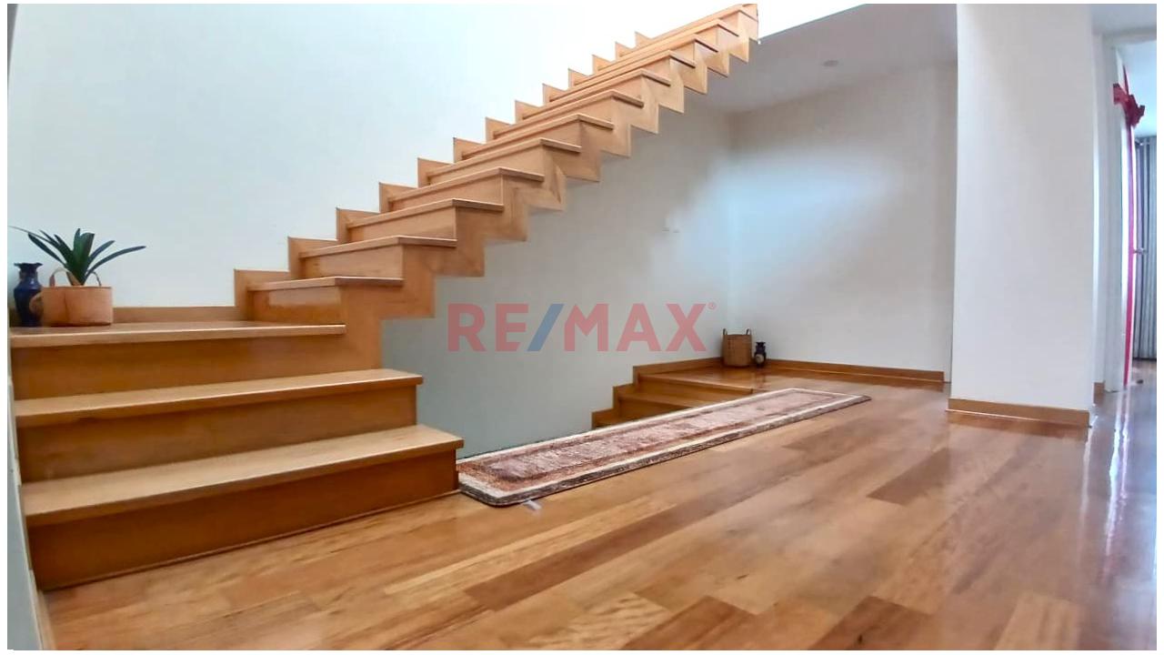 Se Vende Casa Frente A Parque En Urb Soliluz - 11