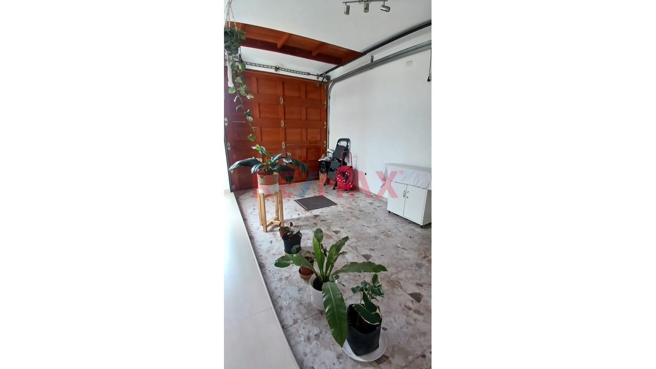 Se Vende Casa Frente A Parque En Urb Soliluz - 2