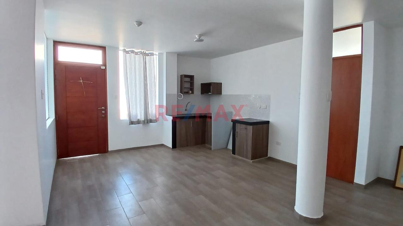 Casa de 5 dormitorios y 4 baños ubicado en Mollendo Casa de 5 dormitorios y 4 baños ubicado en Mollendo
