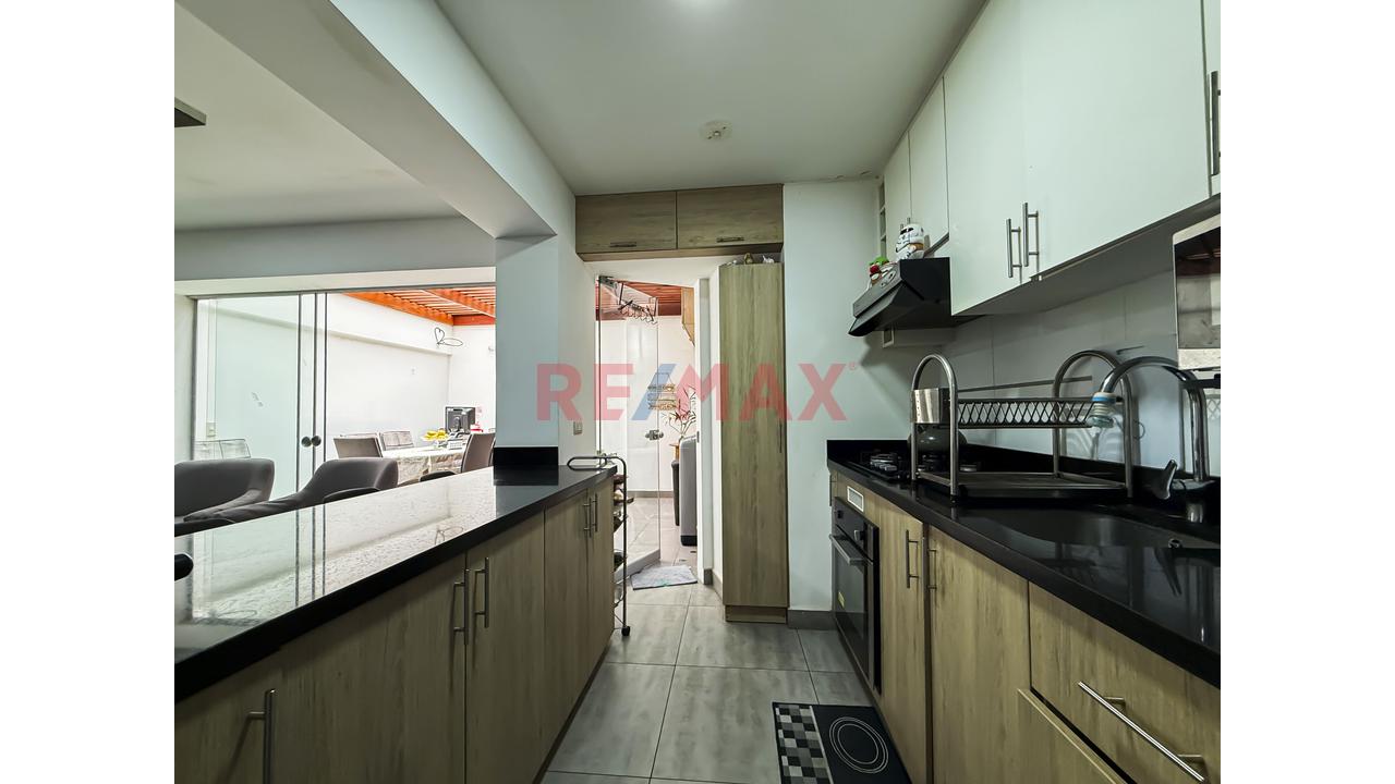 Vendo Comodo Y Bien Distribuido Departamento En Surquillo - 9
