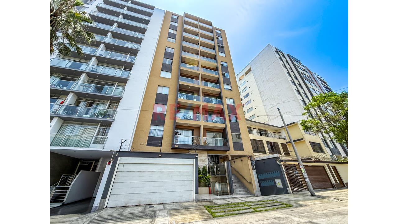 Vendo Comodo Y Bien Distribuido Departamento En Surquillo - 3