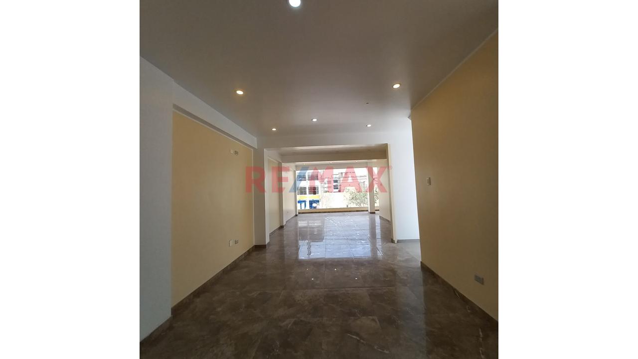 Alquilo Local Comercial En Piso 2 - 3