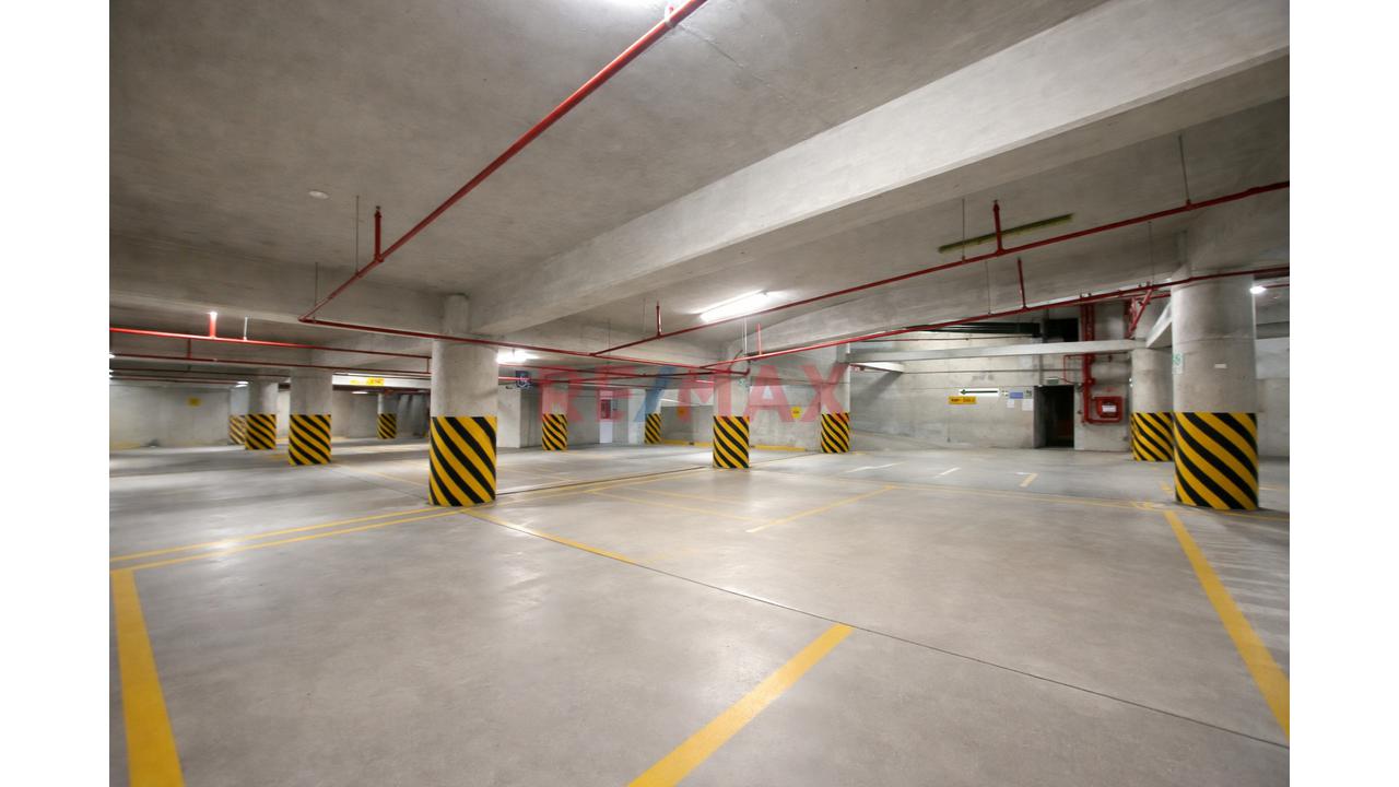 Venta De Edificio Corporativo De A.C. 9643M2  Ubicado En El Centro Comercial De Miraflores — foto 8