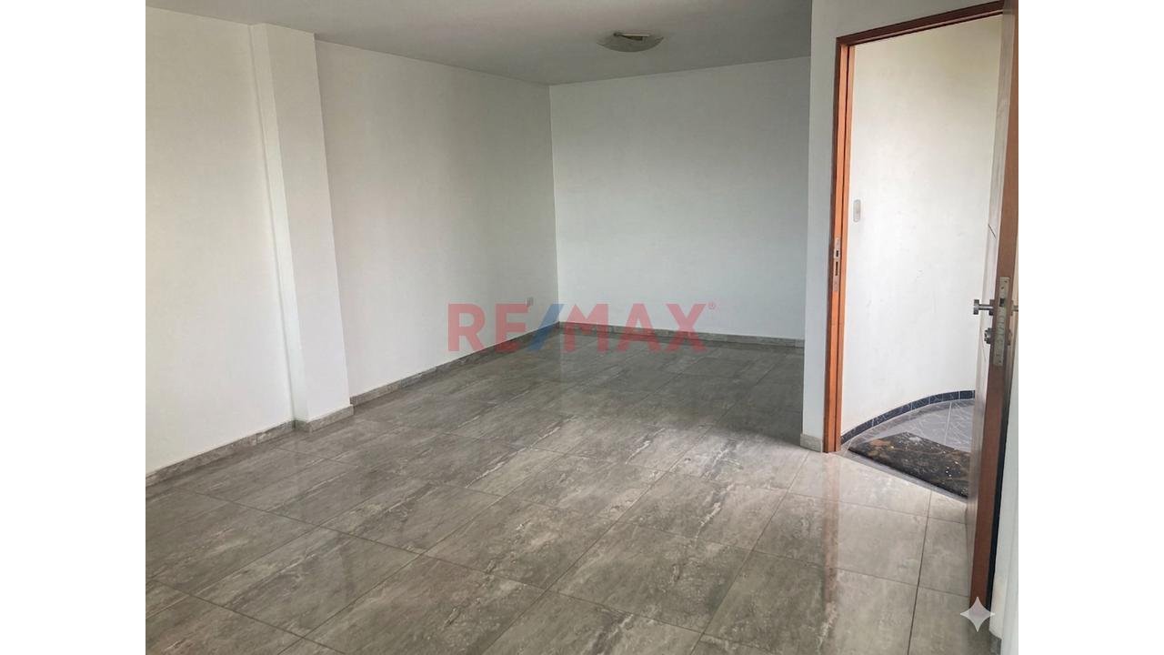 Venta De Inmueble De 4 Niveles De 2Do Piso Al 5To Piso En La Zona A De San Juan De Miraflores - 6