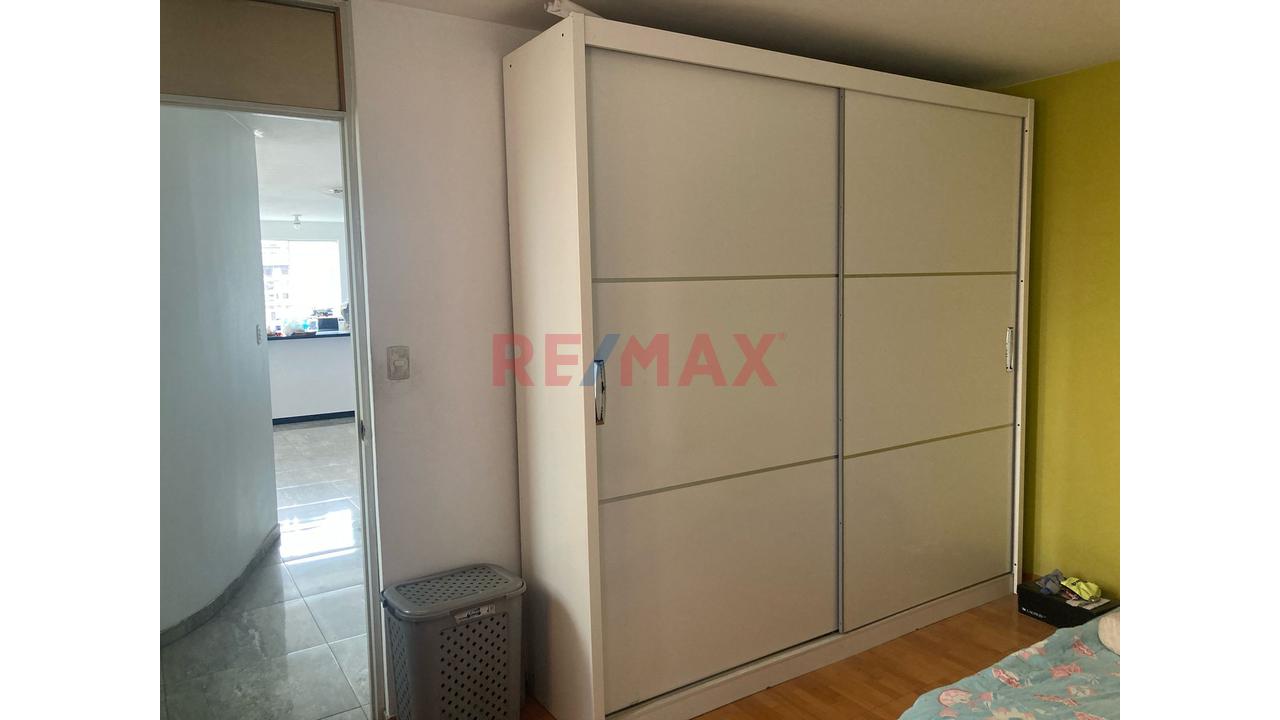 Venta De Inmueble De 4 Niveles De 2Do Piso Al 5To Piso En La Zona A De San Juan De Miraflores - 8
