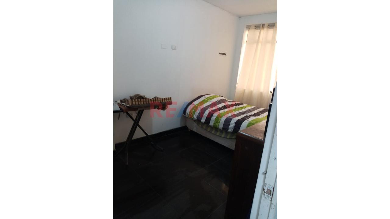 Se Casa De 2 Pisos Con Cochera Y/O Local Comerial En Primer Niver / Chepen - 5