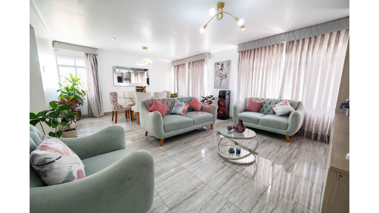 Departamento de 5 dormitorios en Callao, 160 m²