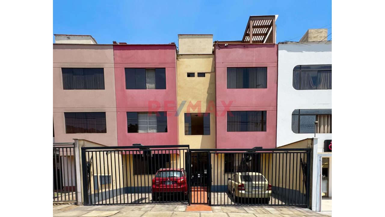 ✨ Moderno Tríplex En Venta En La Molina – Calle Los Fresnos | Terraza + Parrilla + Excelente Iluminación ✨ - 2
