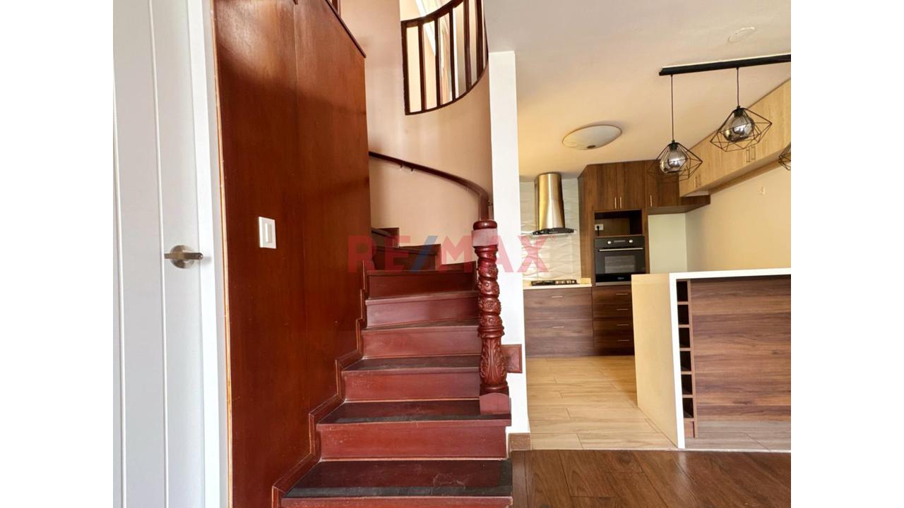 ✨ Moderno Tríplex En Venta En La Molina – Calle Los Fresnos | Terraza + Parrilla + Excelente Iluminación ✨ - 8