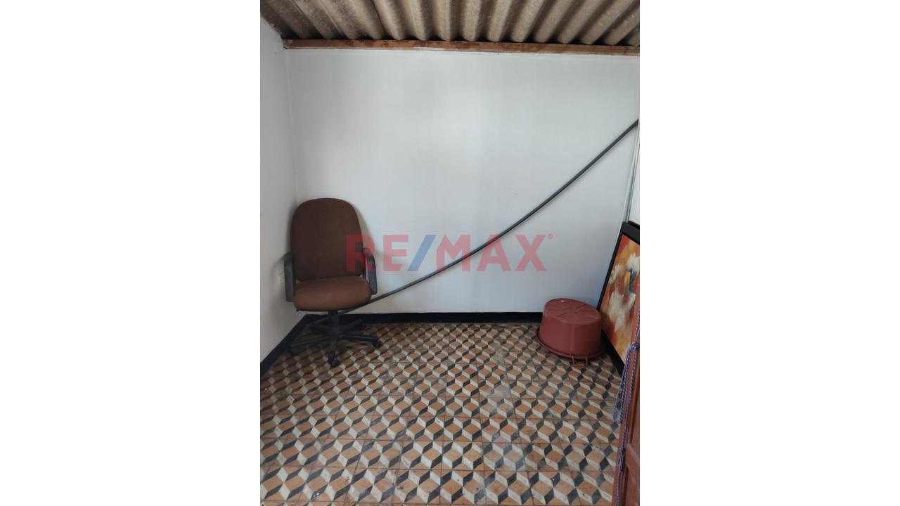 Venta De Casa A 10 Mt De La Plaza De Armas De Cascas - 10