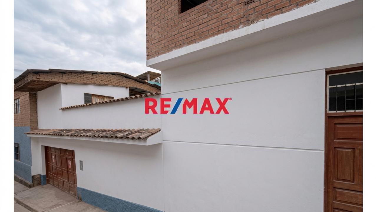 Venta De Casa A 10 Mt De La Plaza De Armas De Cascas - 1