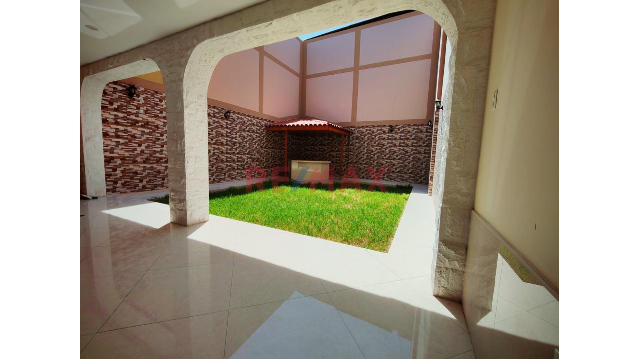 🚨 Casa De Estreno En Av. Loreto – Zona Altamente Comercial - 17