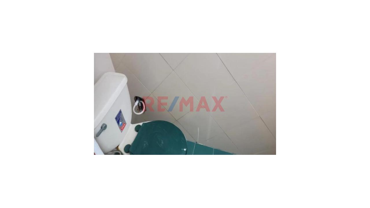 Precio Negociable De Casa Amplia Con Potencial Doble Ingreso - 21