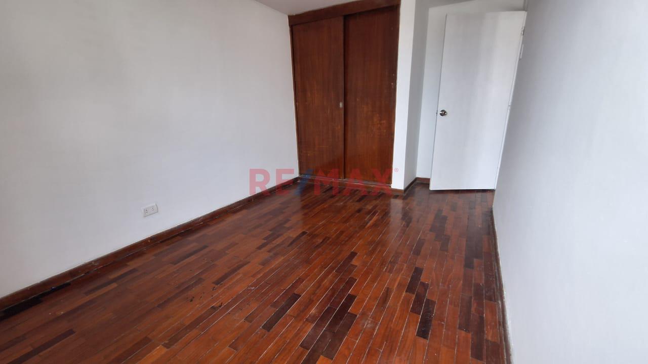 Alquiler Departamento En San Borja - 11