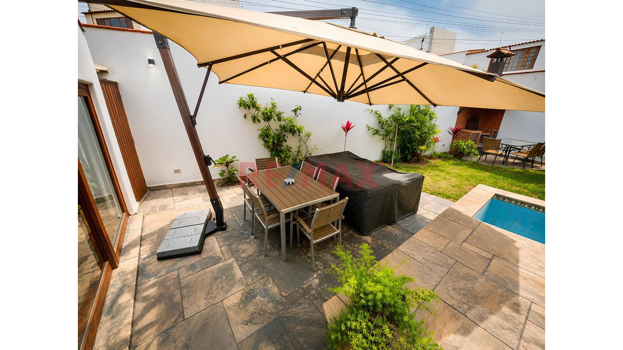 Hermosa Casa En Venta De 334M² Frente A Parque – Ubicación Privilegiada En Surco - 18