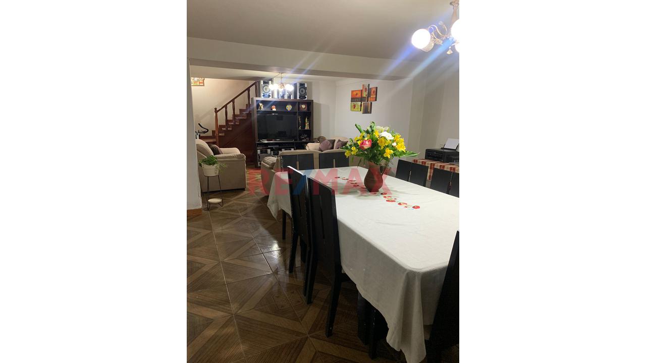 🏡 Oportunidad De Inversión En Santa Ana – Propiedad En Esquina Con Vista Al Centro Histórico - 10