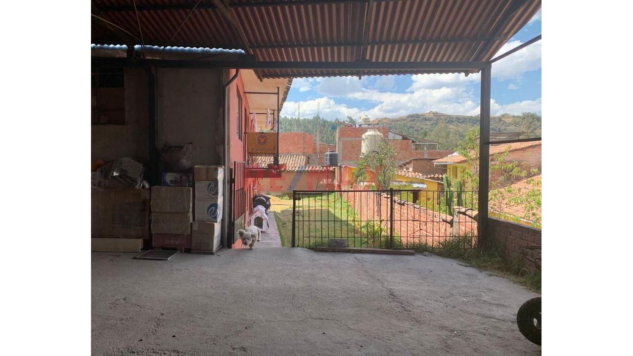 🏡 Oportunidad De Inversión En Santa Ana – Propiedad En Esquina Con Vista Al Centro Histórico - 2