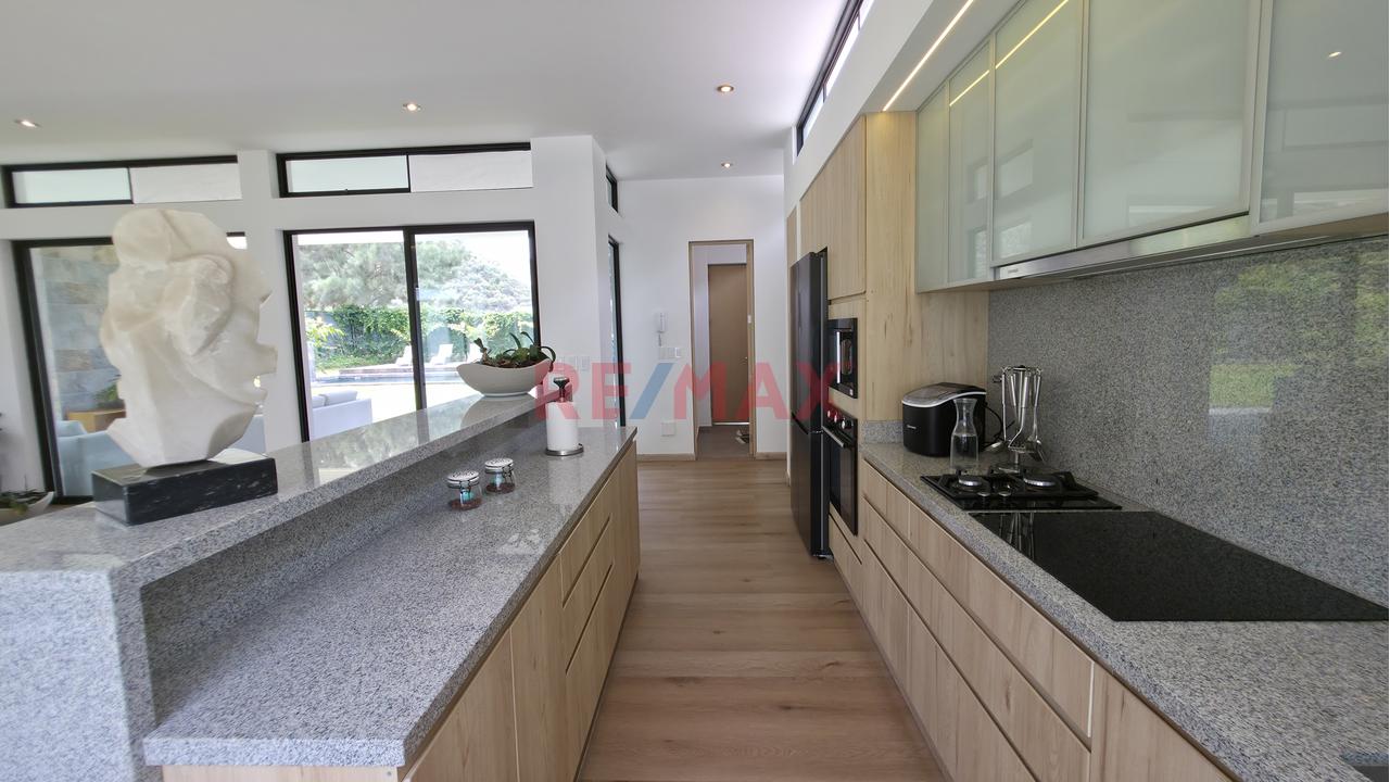 Venta Casa De Estreno Con Piscina En Condominio La Quebrada – Cieneguilla — foto 8