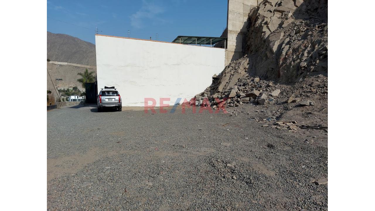 Venta Terreno De 500 Metros En La Quebrada De La Planicie, Calle Los Cocos - Cieneguilla — foto 3