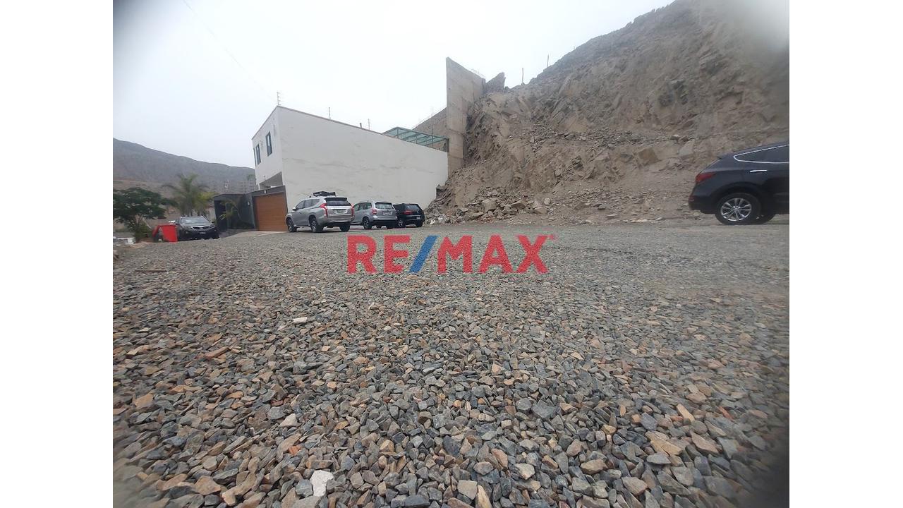 Venta Terreno De 500 Metros En La Quebrada De La Planicie, Calle Los Cocos - Cieneguilla