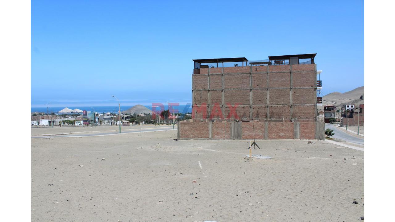 Venta De Terreno Urbano En Distrito De Santa Rosa - 4