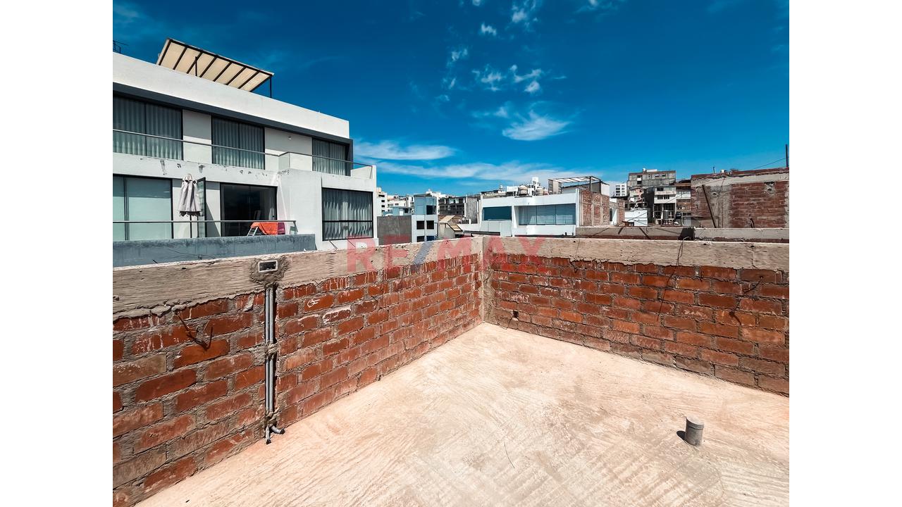Exclusividad En Yanahuara Tradicional Venta De Triplex Estilo Town House - 2