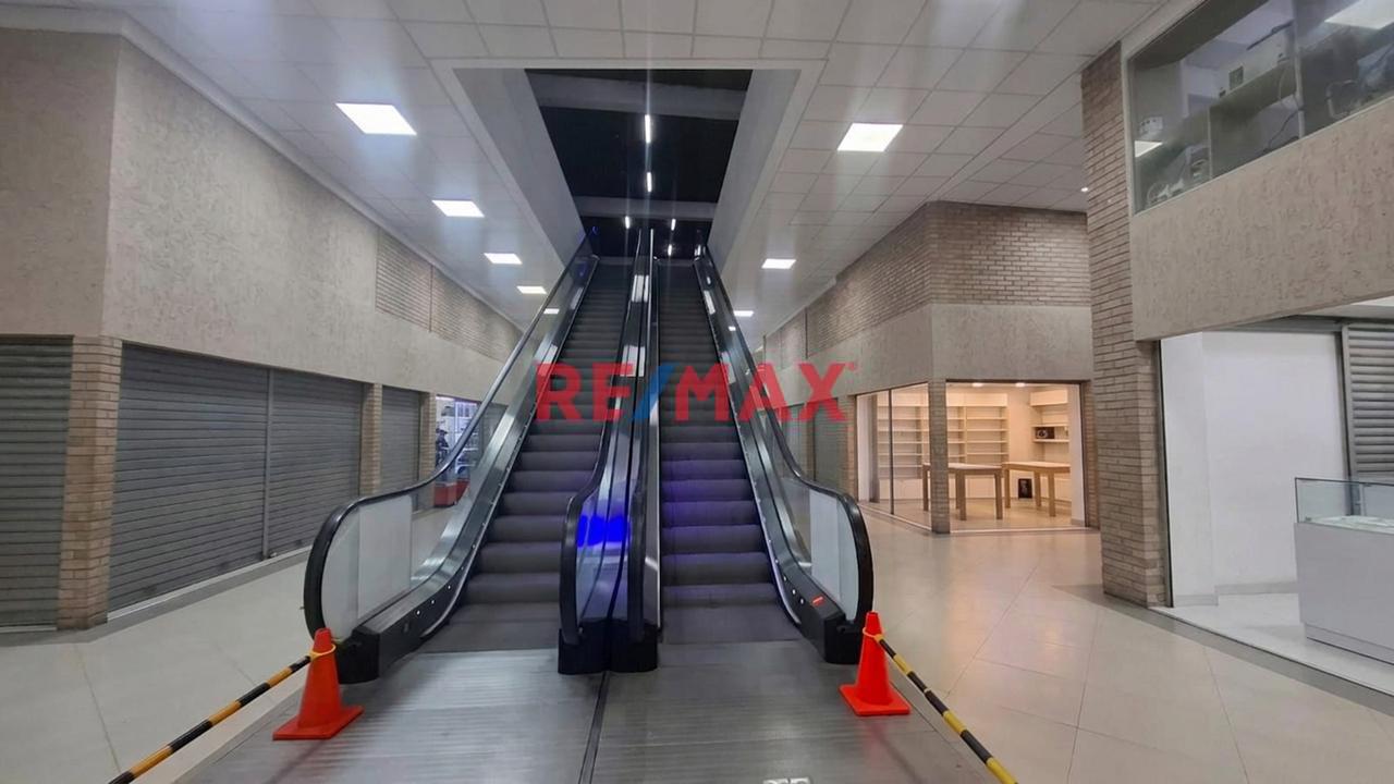 Local Comercial En Venta - Centro Comercial Plaza Bolognesi, Chiclayo - 1